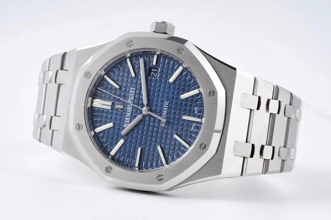 View 4 of V9 Factory Audemars Piguet Royal Oak 15400V2 ZF Edition – Blue Dial Stainless Steel Automatic Watch