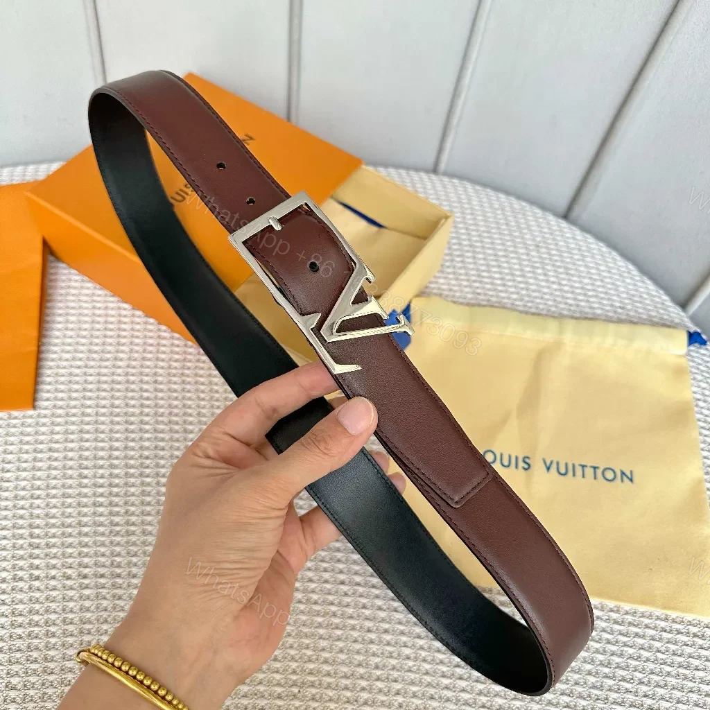 Two-Tone Leather Belt with Geometric Buckle - Everyday Luxury — view 1