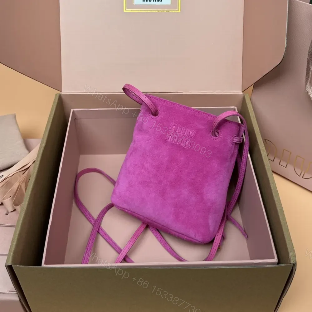 View 9 of 高仿miumiu*5NR460絨面羊皮水桶包粉紫色免檢版
