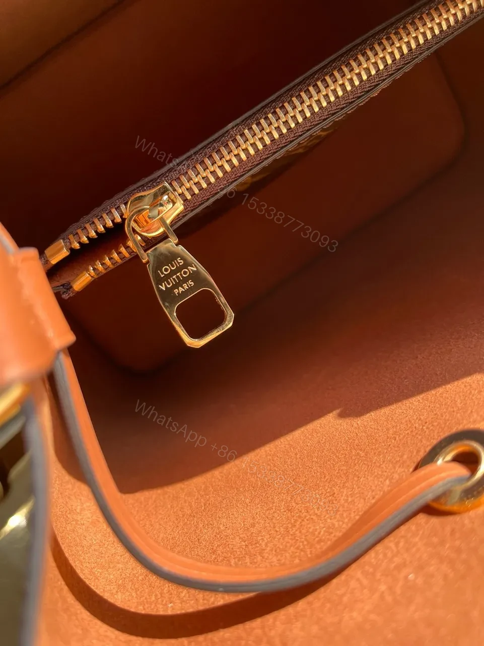 View 8 of Louis Vuitton LV NeoNoe Like Auth Monogram Pattern Handbags 26x22x27cm