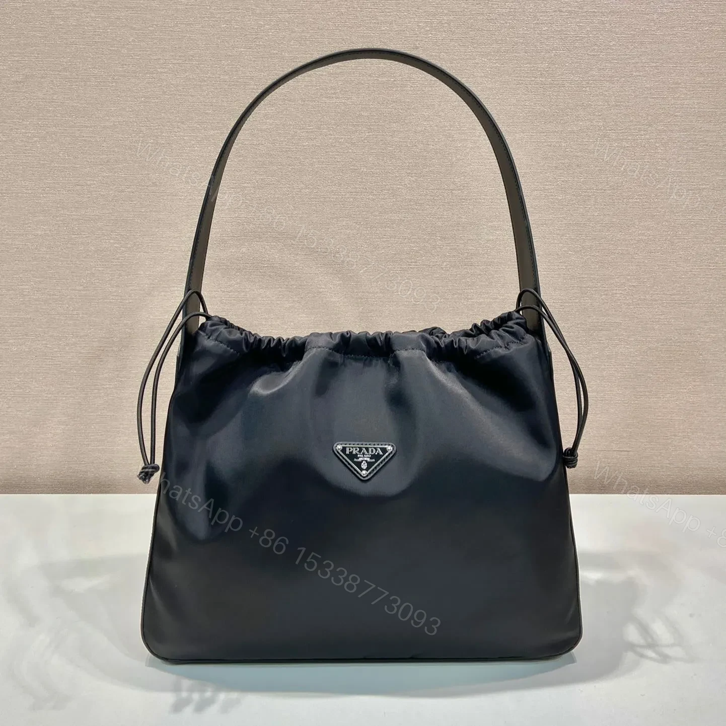 LARGE DRAWSTRING BAG 37 IN BLACK RE-NYLON — view 1