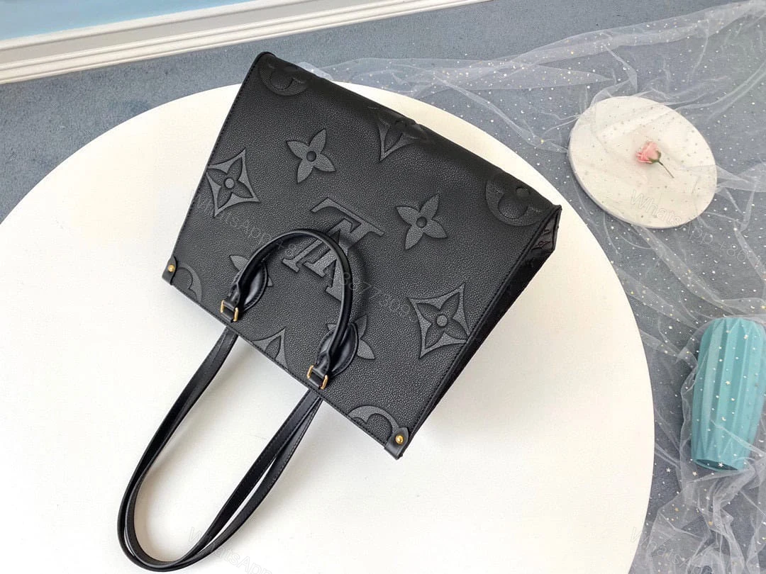 View 3 of LV ONTHEGO MM BAGS – LBV428