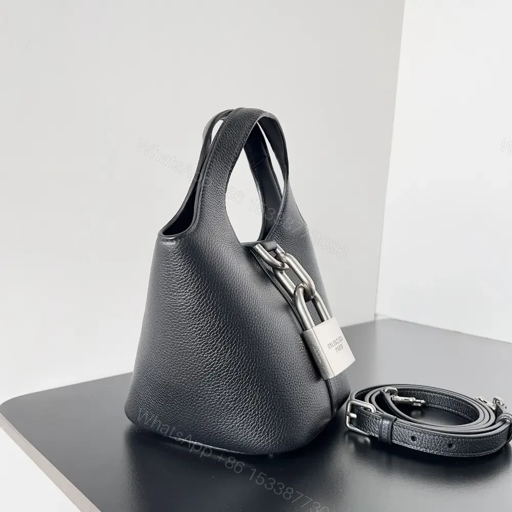 View 3 of 高仿Balenciaga*Locker水桶包2024早春XS