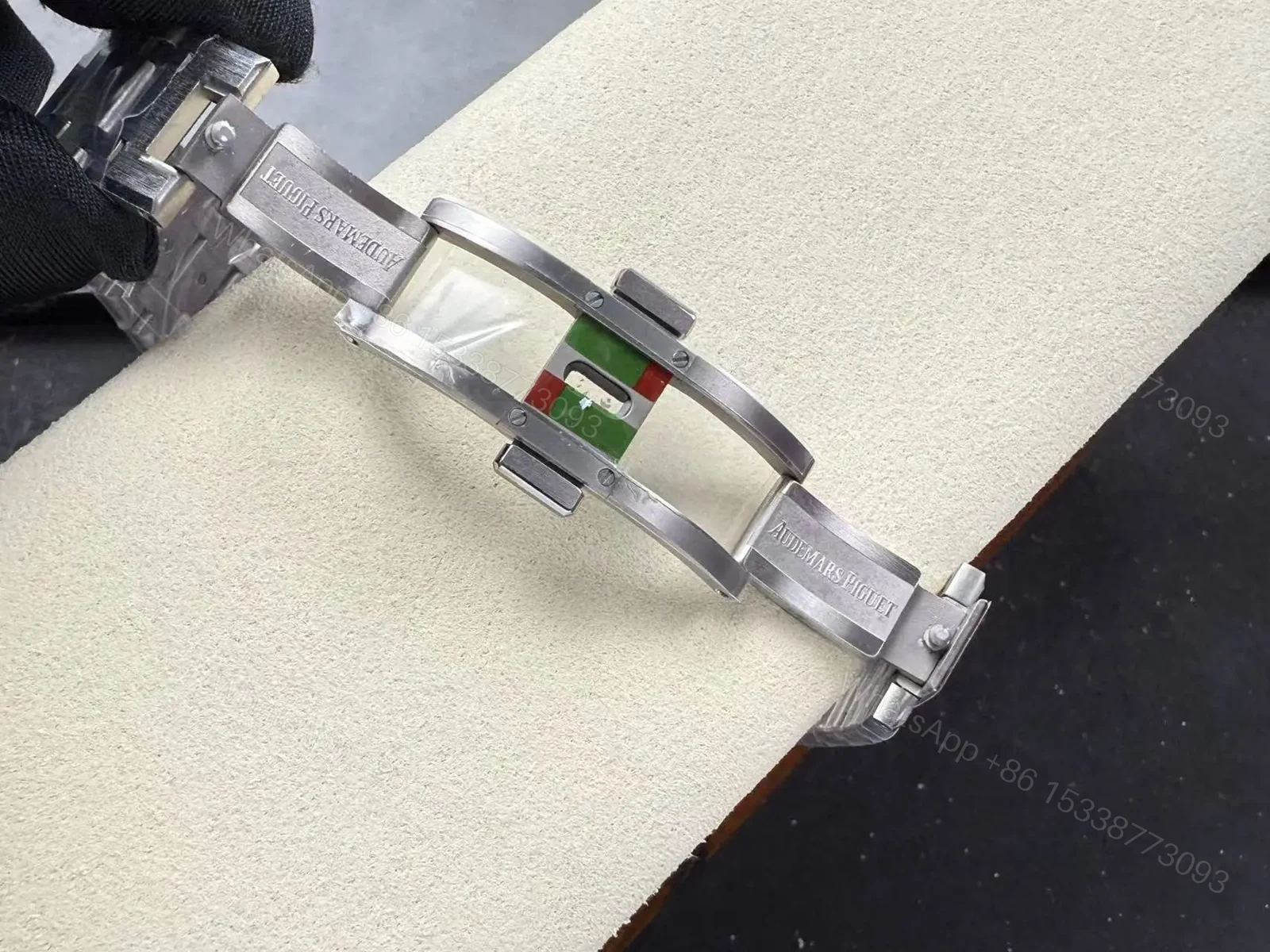 View 9 of Replica Audemars Piguet Royal Oak Jumbo Extra-Thin Red Dial