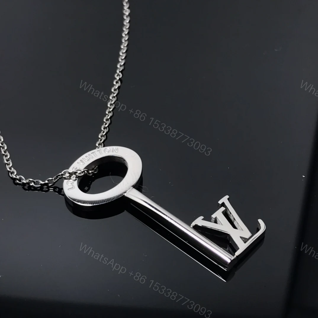 View 3 of EN – Lux LV Necklaces 043