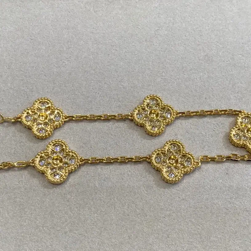 View 13 of 高仿首飾VanCleef&Arpels*RA41400五花滿鑽黃金手鏈