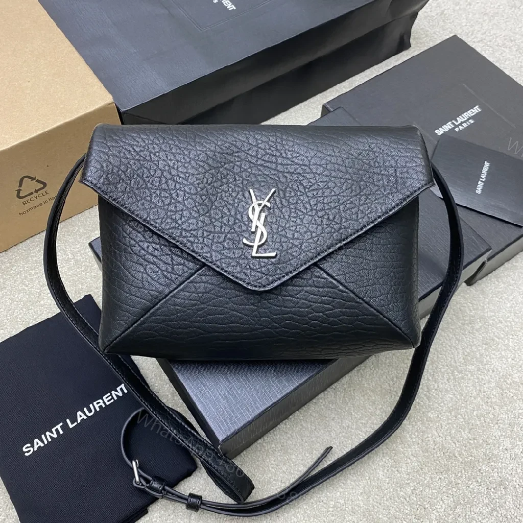 Chic Black Leather Shoulder Bag — Elevated Everyday Luxury — view 1