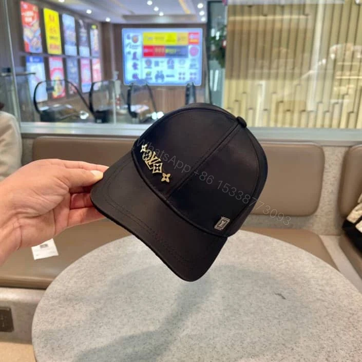 View 4 of Louis Vuitton Cap – LHC07
