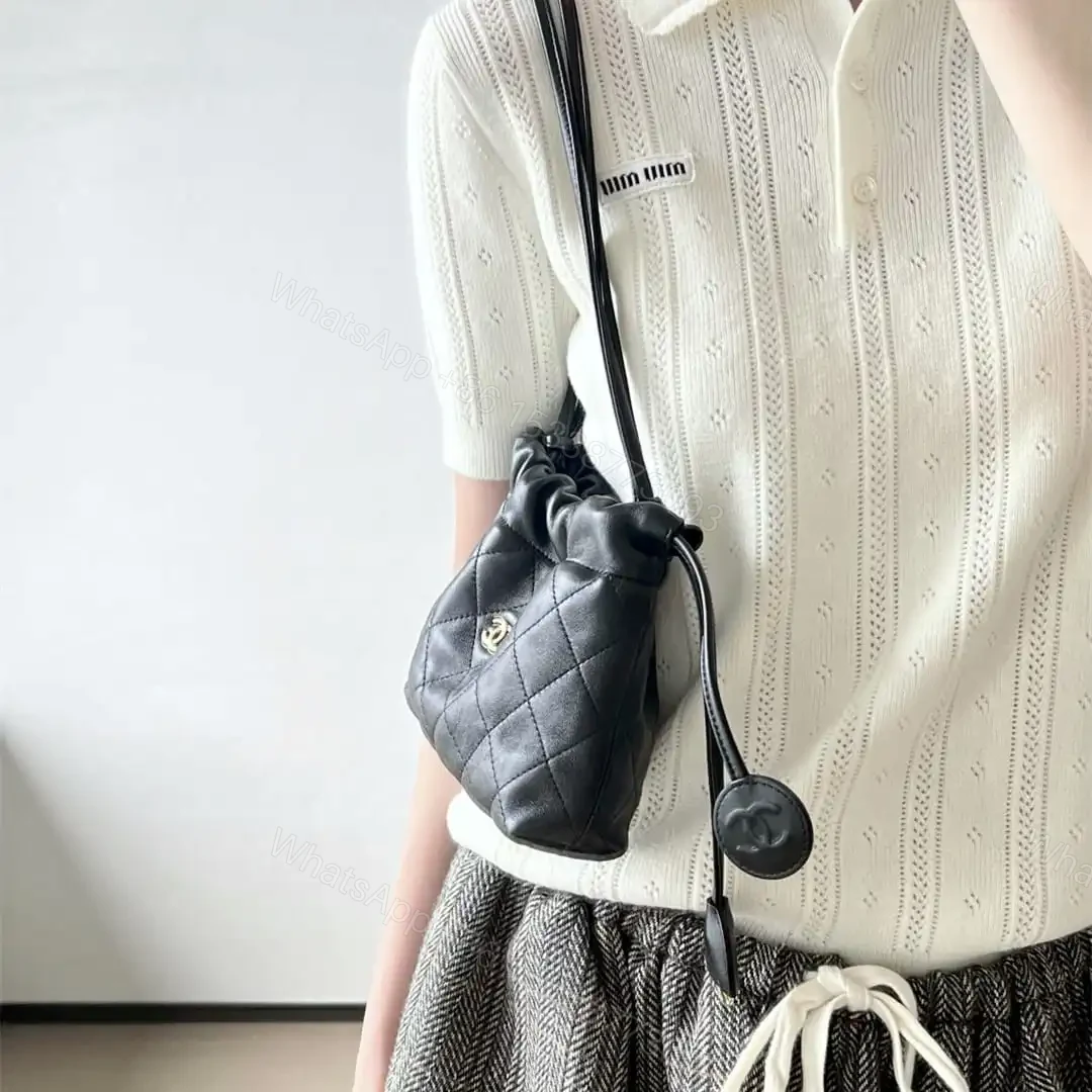 View 25 of 高仿Chanel*26S系列AP5228小羊皮單肩包黑色免檢版