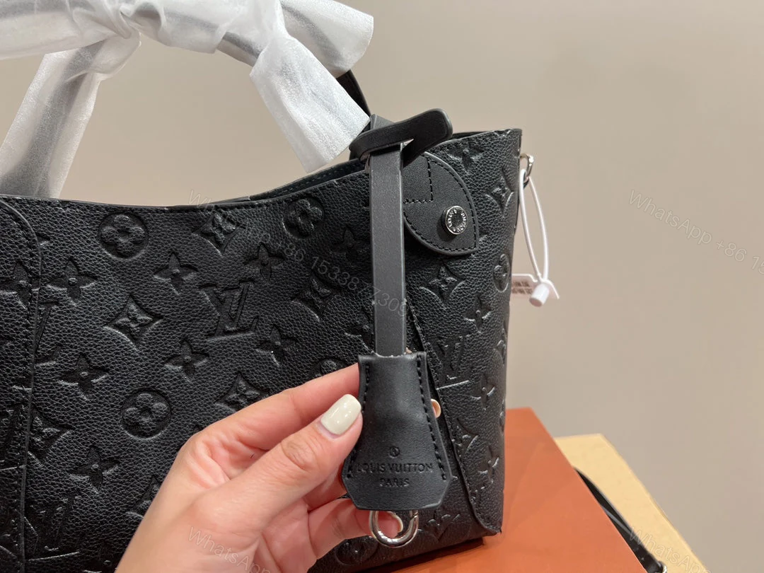 View 7 of Louis Vuitton Blossom MM Tote Bag ‘Black’