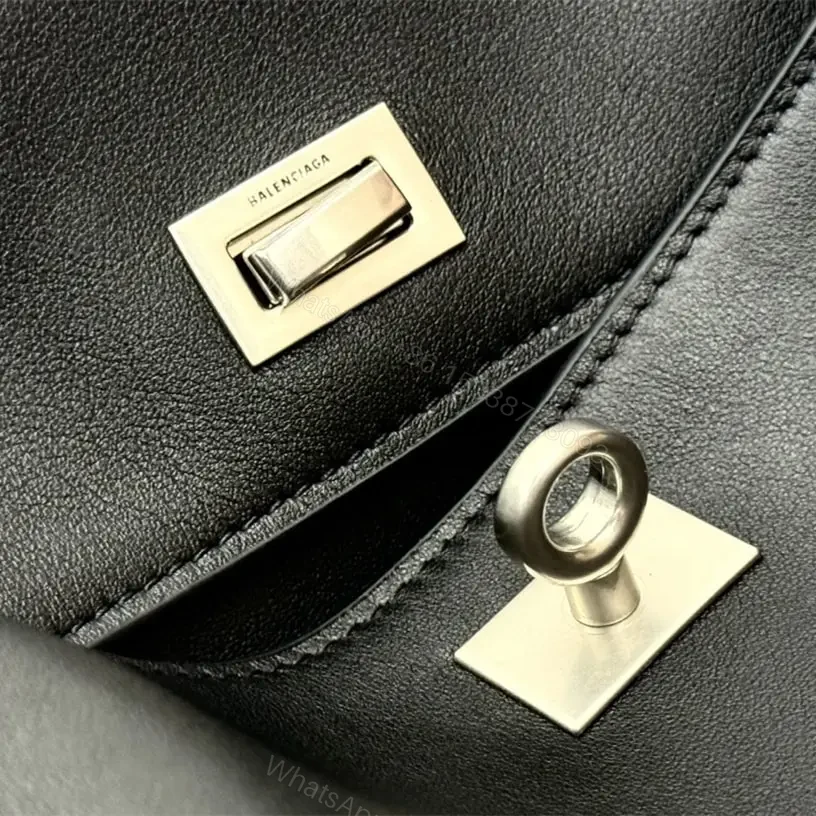 View 8 of 高仿Balenciaga*Rodeo系列4U1000小牛皮手袋黑銀大號免檢版