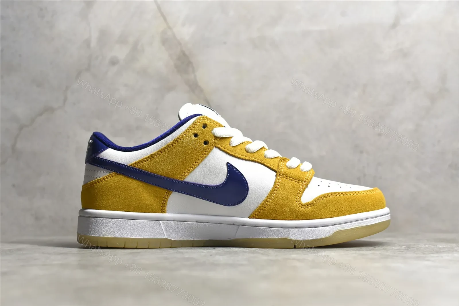 View 3 of Nike DUNK SB LOW LASER ORANGE Replicas