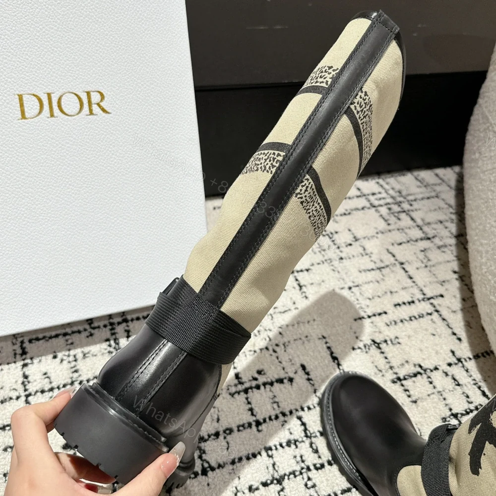 View 8 of 高仿Dior*D-Major系列KDI930塗鴉中筒靴卡其免檢版