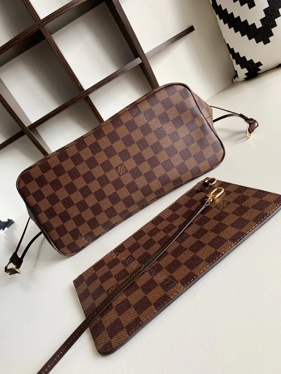 View 9 of Louis Vuitton LV Neverfull Checkered Pattern Handbags 32x29x17cm