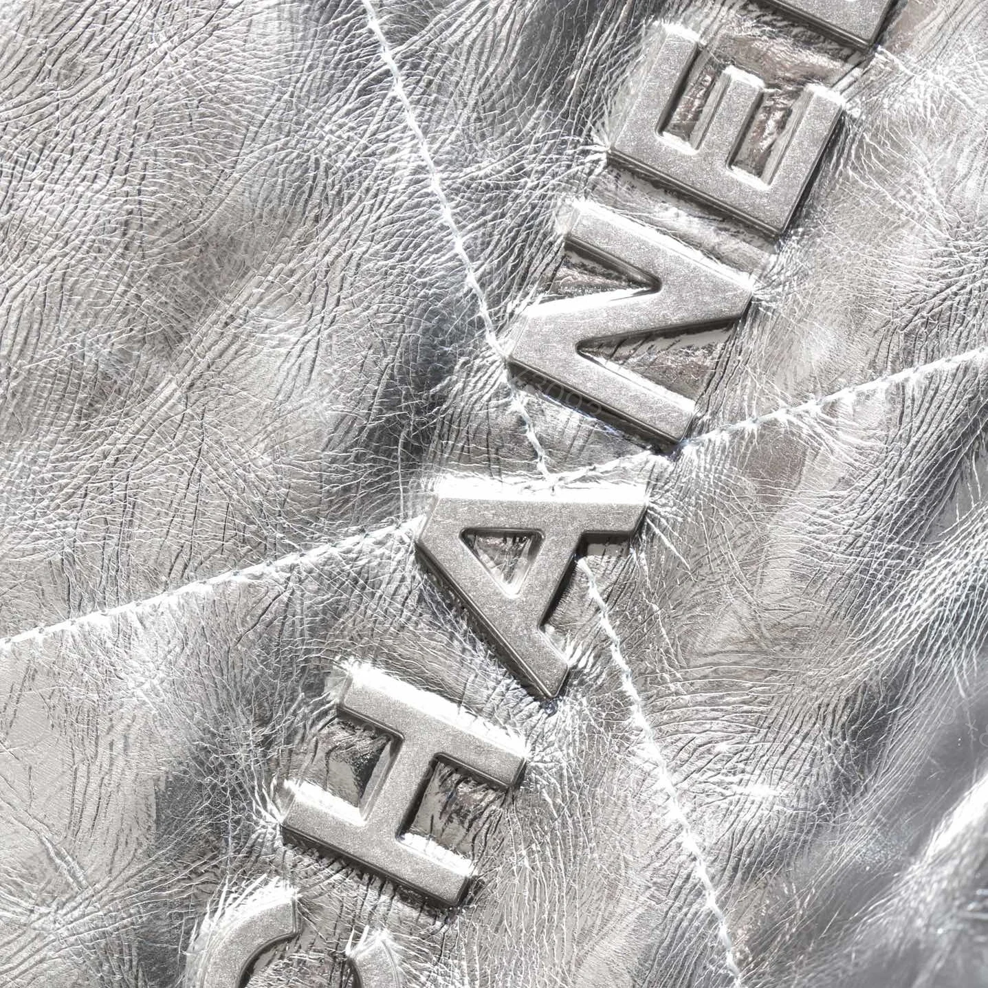 View 19 of 高仿Chanel*25C系列AS3980新款牛皮22Bag手袋Mini免檢版
