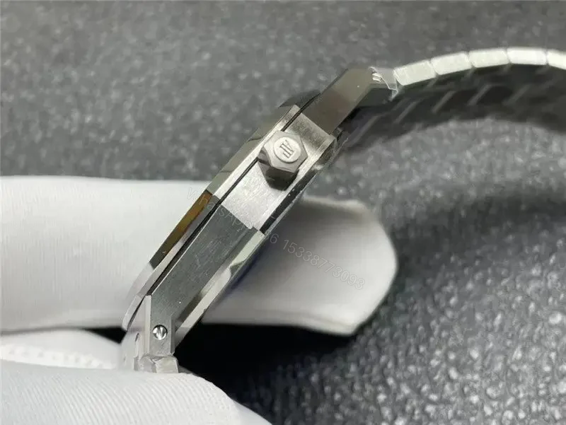 View 8 of Replica Audemars Piguet Royal Oak Green Watch