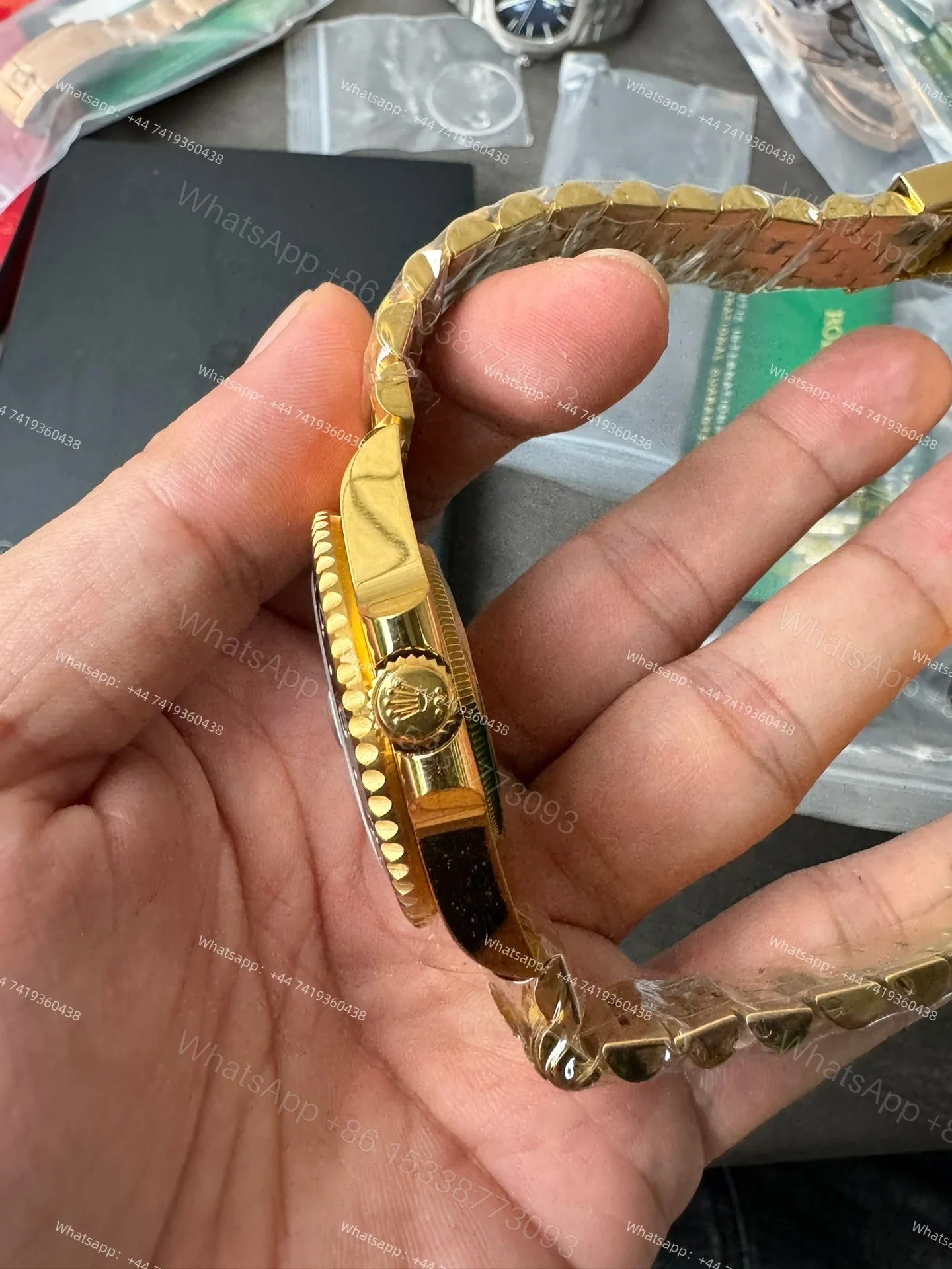 View 7 of Rolex Super Clone Watches 1:1 Gold GMT-Master II 126718GRNR Weighted Edition