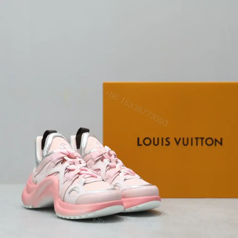 LV ARCHLIGHT SNEAKER – LSVM015 — view 1