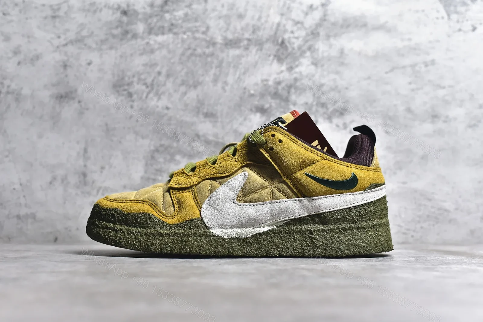 Cpfm Grinch Dunks Replicas — view 1