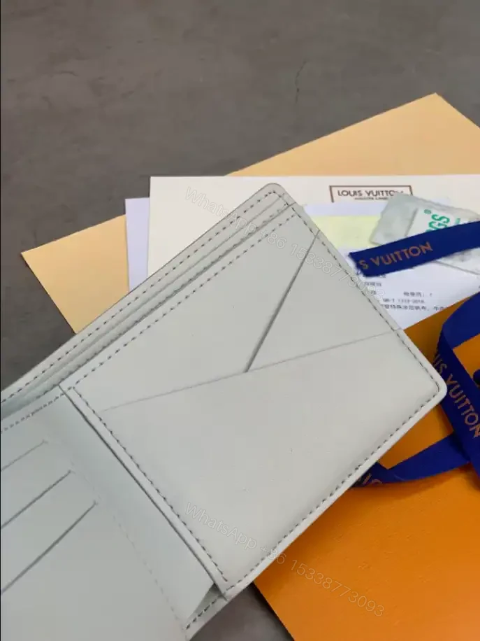 View 5 of LV MULTIPLE WALLET- RRG088