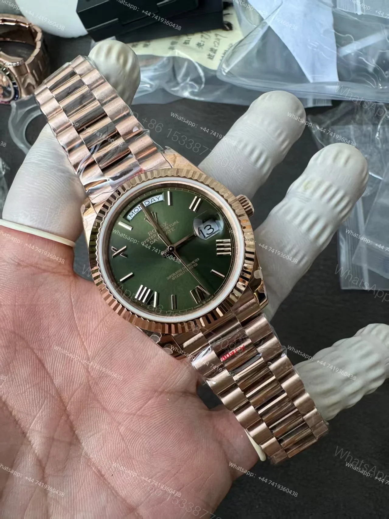 View 10 of Rolex Day-Date M228235-0025 1:1 Replica Rose Gold Olive Dial 40MM 3255 Movement Presidential Bracelet Super Clone Watch