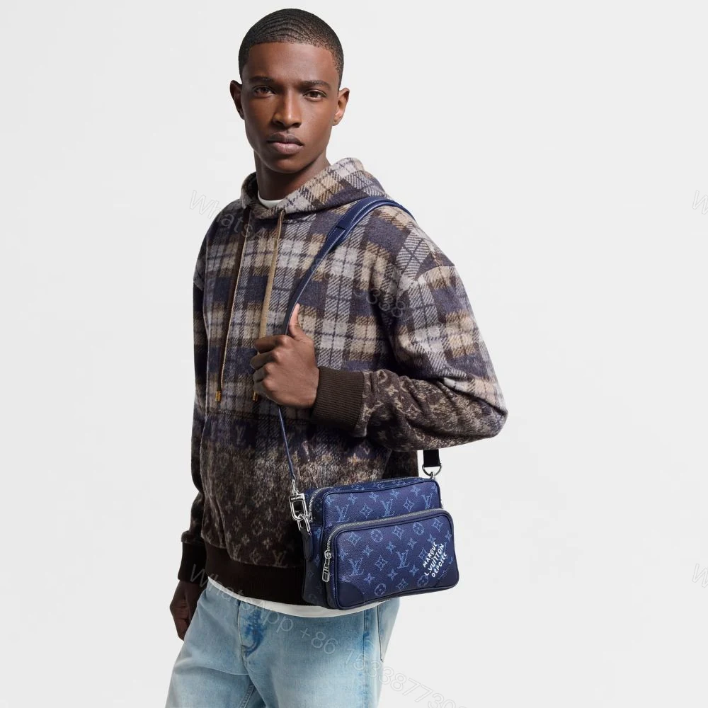 View 8 of Louis Vuitton Nil Blue Ocean 26Cm M26823