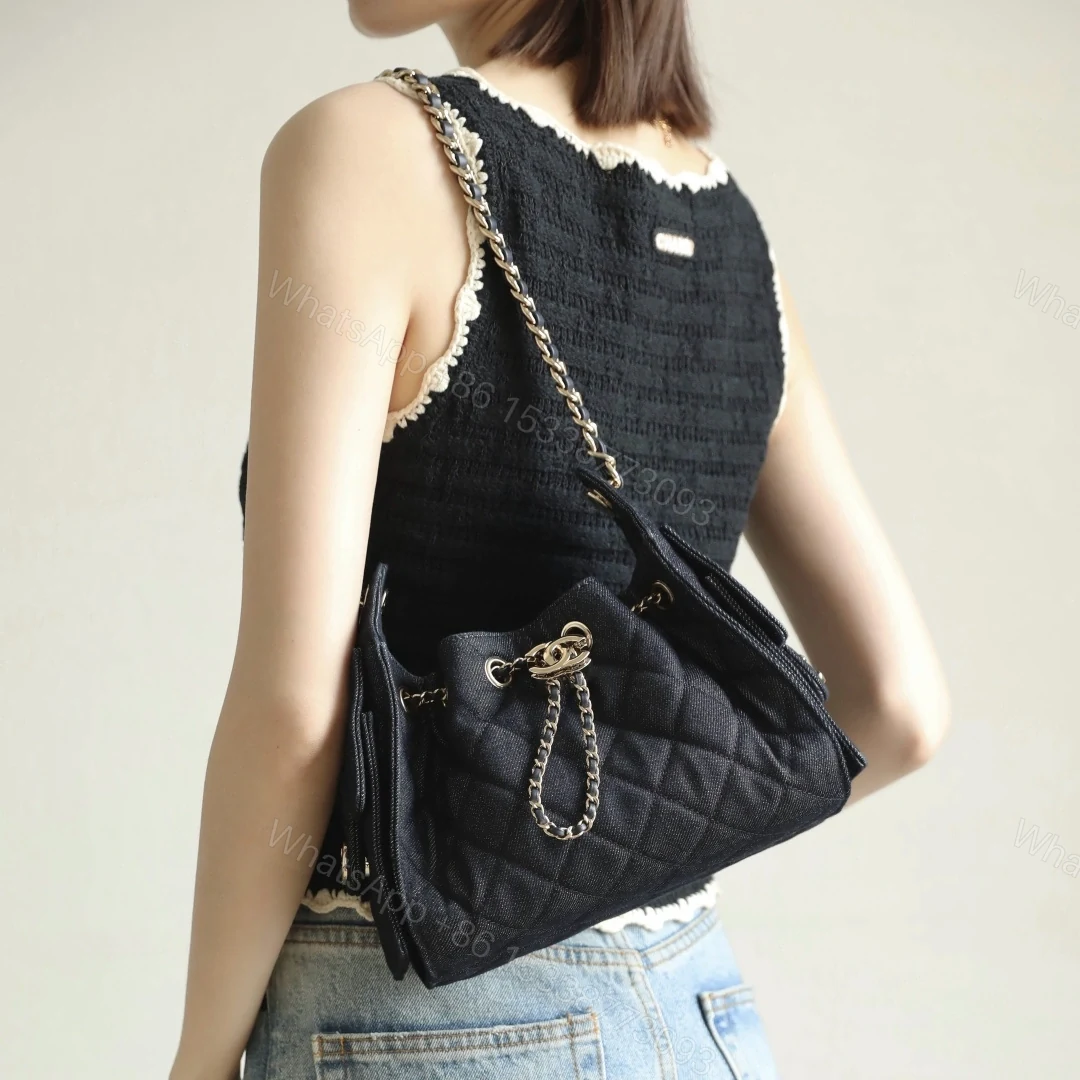 View 18 of 高仿Chanel*26P/25Bag系列AS5631水洗牛仔布手袋Mini黑色免檢版