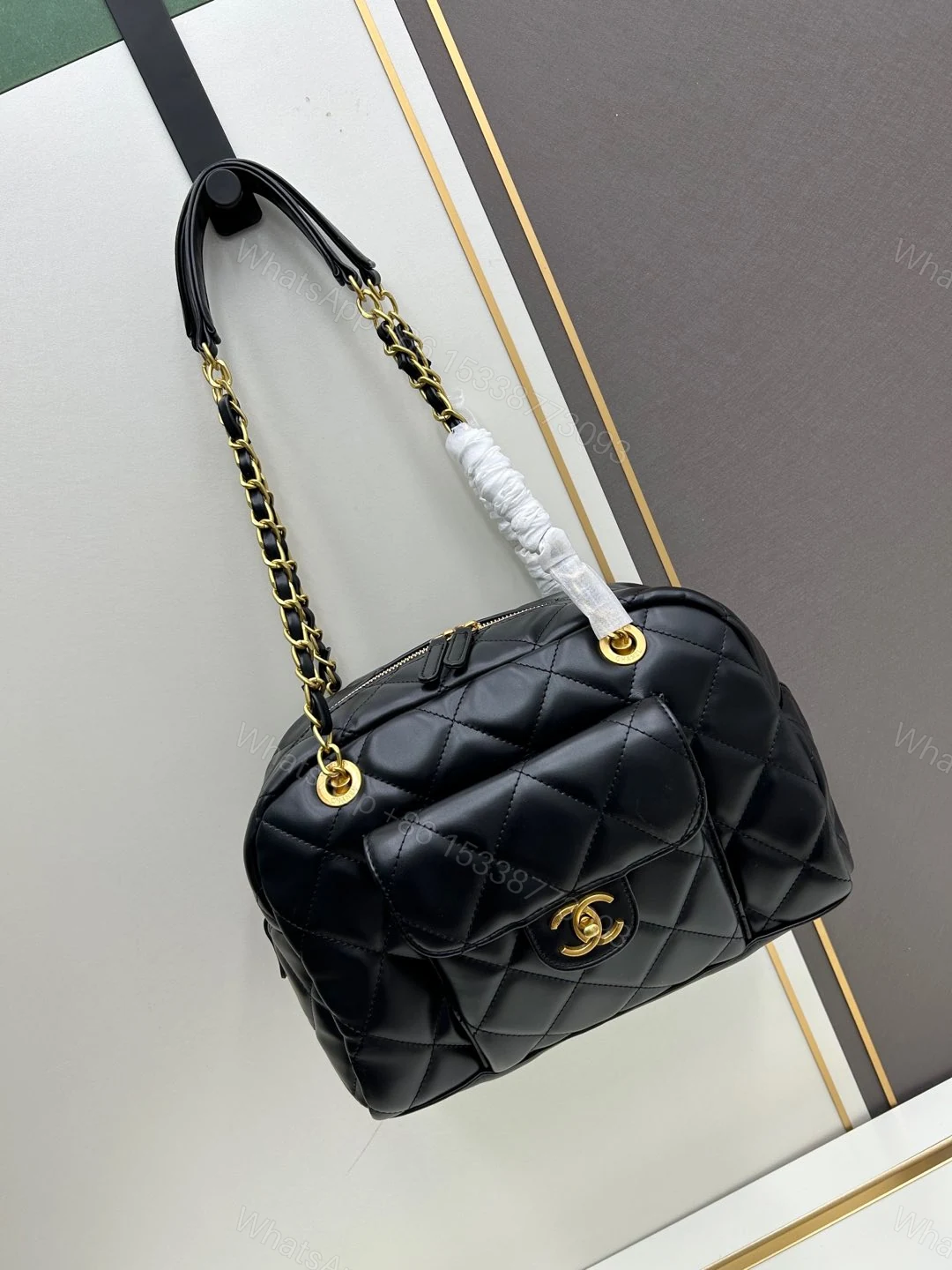Chanel 高仿女用菱格拉鍊醫生包 黑色雙鍊條手提 多隔層機能設計 — view 1