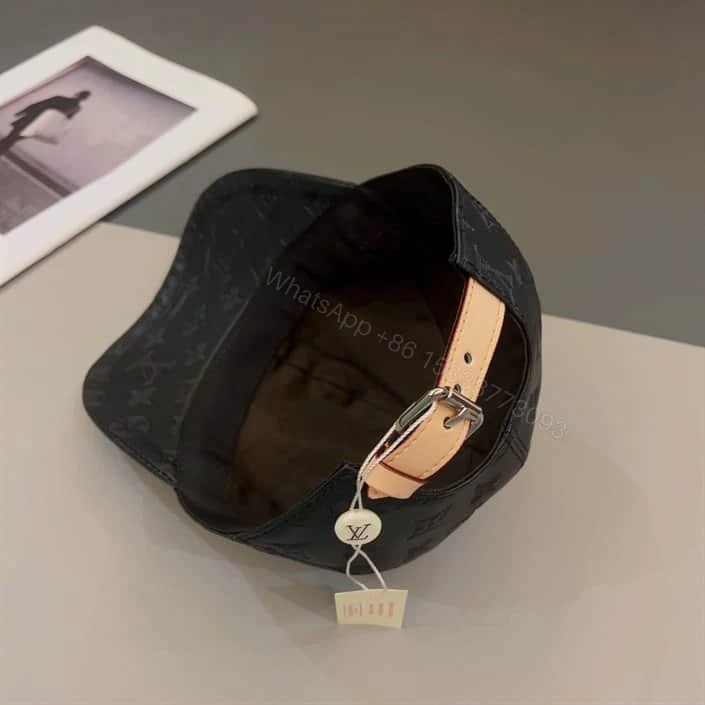 View 5 of Louis Vuitton Cap – LHC05