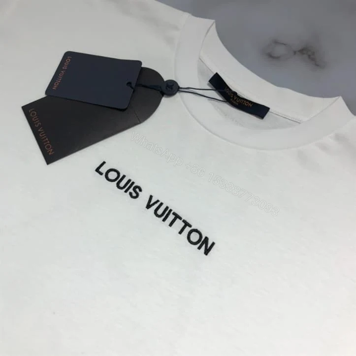 View 6 of LOUIS VUITTON T-SHIRT – LV33