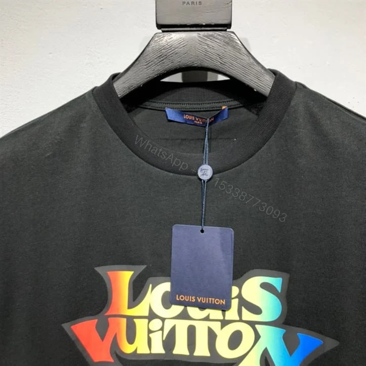View 3 of LOUIS VUITTON T-SHIRT – LV24