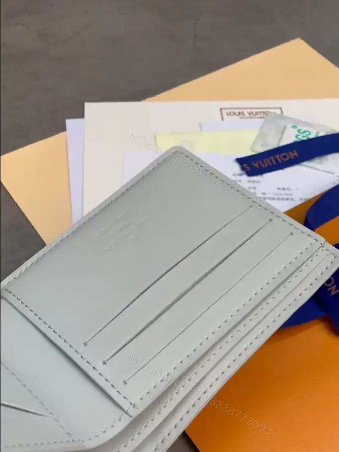View 6 of LV MULTIPLE WALLET- RRG088