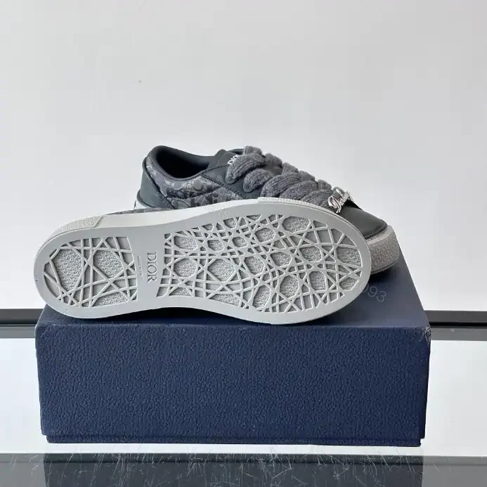 View 4 of DIOR B33 SPIN SNEAKERS – LIMITED AND NUMBERED EDITION ANTHRACITE GRAY GRAINED CALFSKIN – CD208
