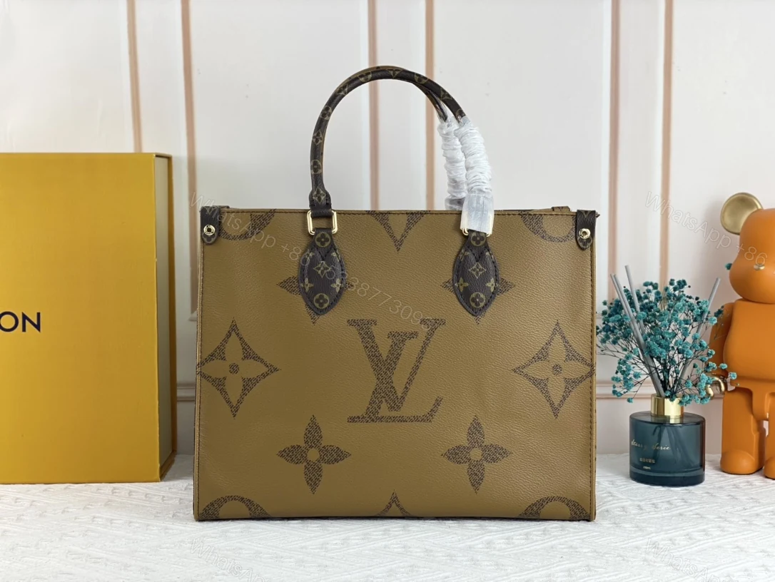 View 9 of LOUIS VUITTON Onthego MM
