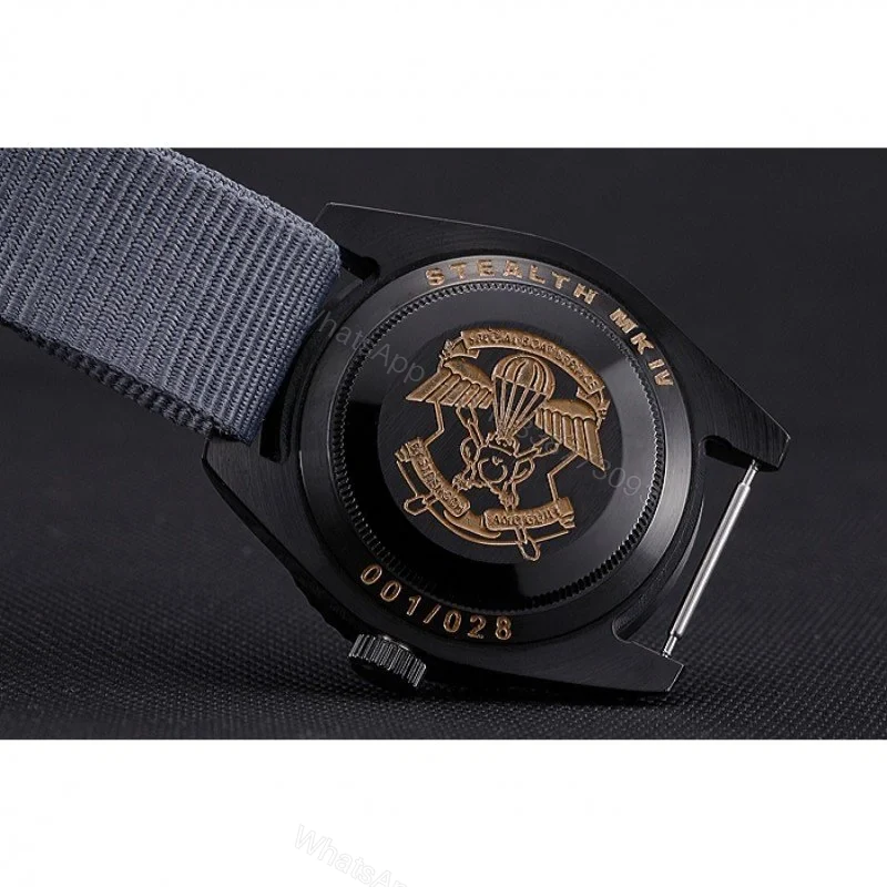 View 7 of Replica Rolex Submariner Black Dial 621996