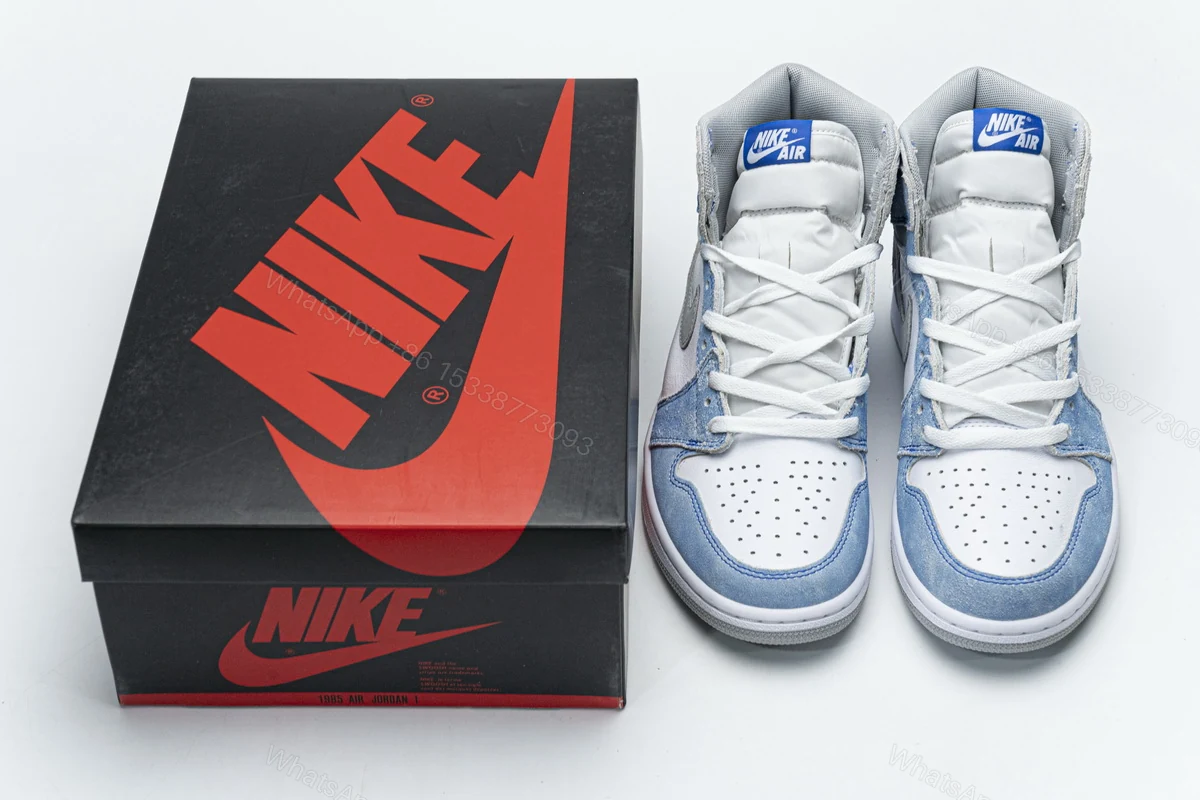 Air Jordan 1 High Hyper Royal 555088-402 — view 2