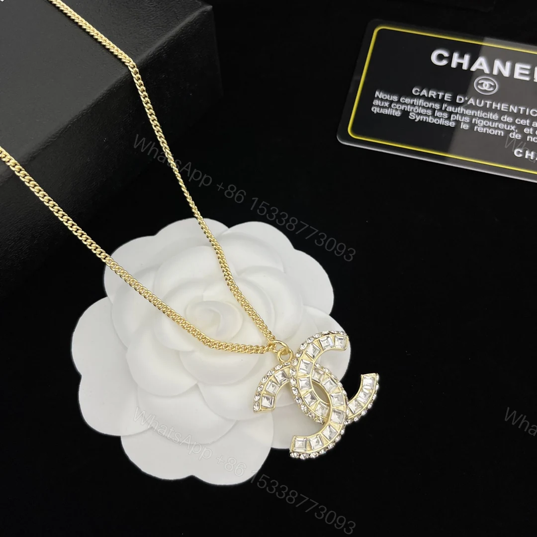 View 2 of EN – Lux Chanel Necklaces 032