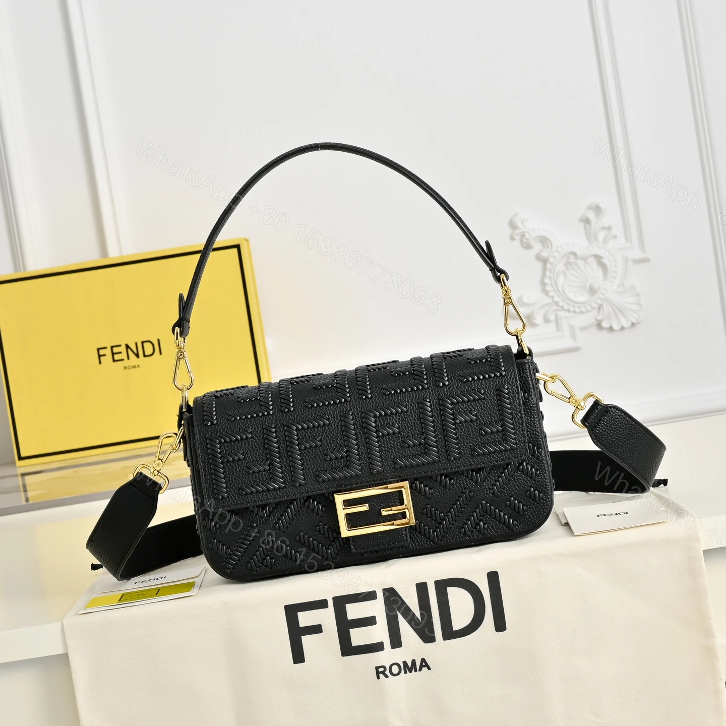 Fendi一比一黑色FF壓紋Baguette法棍包 經典百搭單肩斜背包 — view 1