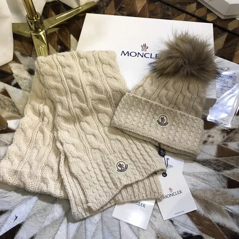 Chic Moncler Knit Set: Cream Wool-Blend Scarf & Beanie — view 1