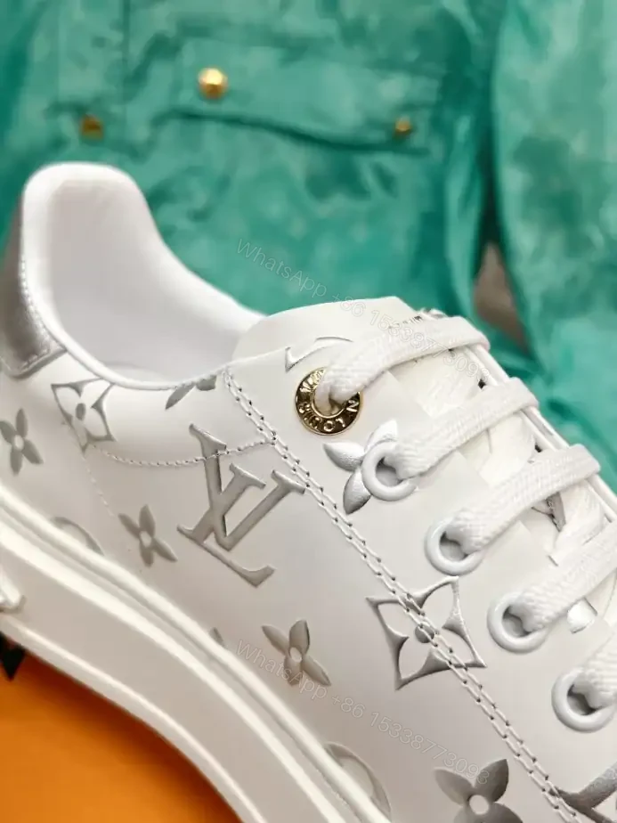 View 4 of LV TIME OUT SNEAKER – LSVM036