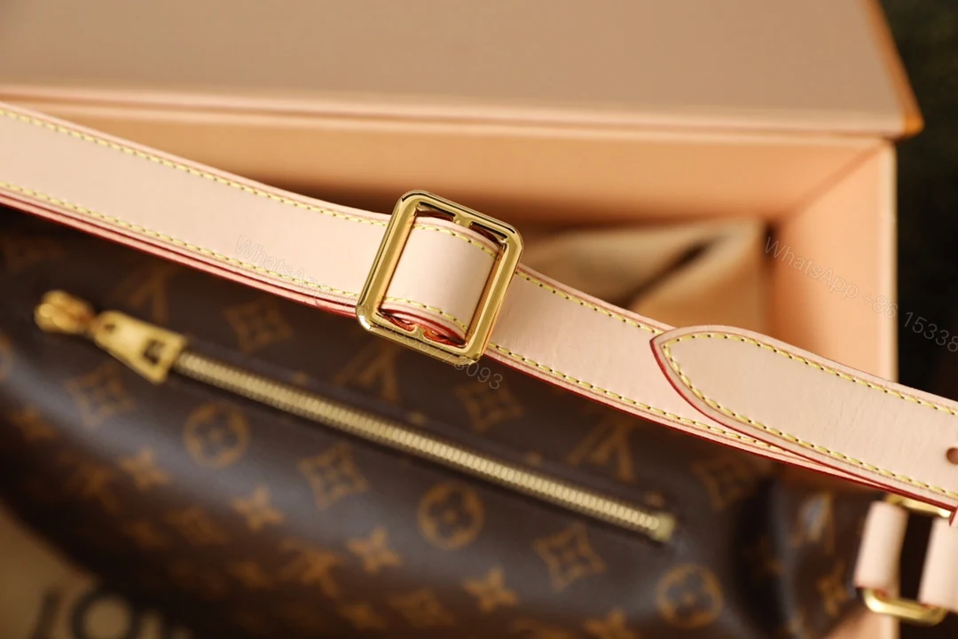 View 5 of BUMBAG
