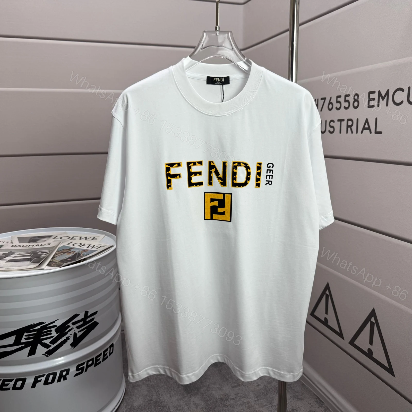 FENDI高仿字母印花圓領短袖T恤男士潮流上衣 — view 1