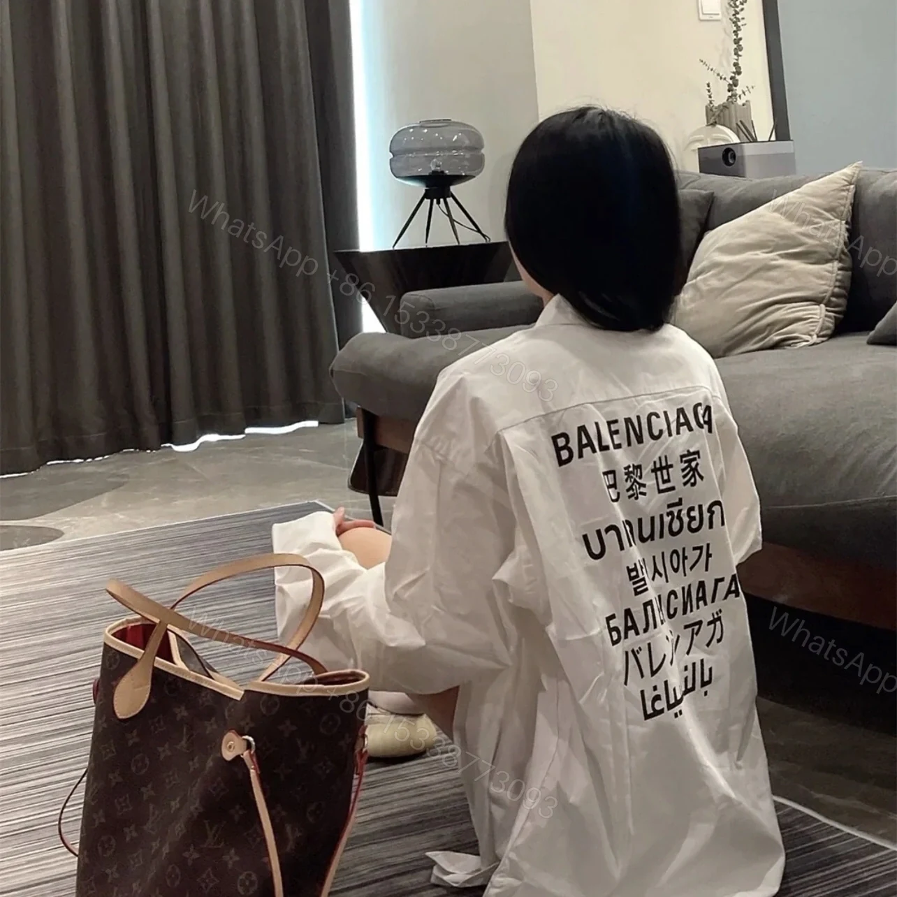 View 12 of 高仿Balenciaga*SS24系列647357七國語言襯衫白色