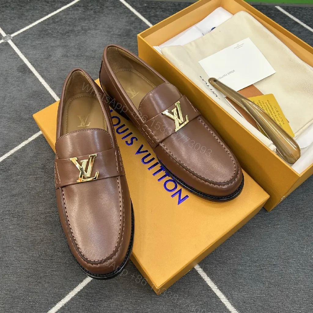 Brown Leather Loafers with Gold Emblem: Luxury Everyday Comfort — view 1