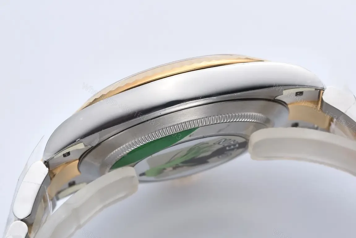 View 7 of Rolex Datejust 41 Rolesor Yellow Fluted Oyster Champagne – Fluted 126333-0021