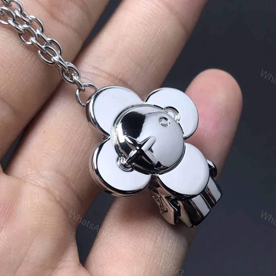 View 3 of EN – Lux LV Necklaces 049