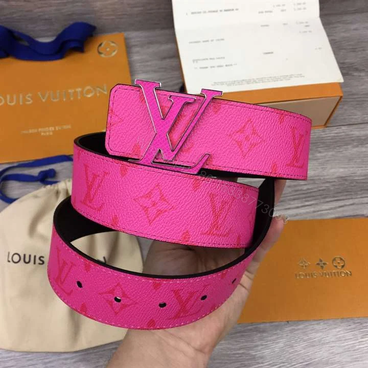 View 4 of LOUIS VUITTON INITIALES 40MM REVERSIBLE BELT PINK – B81