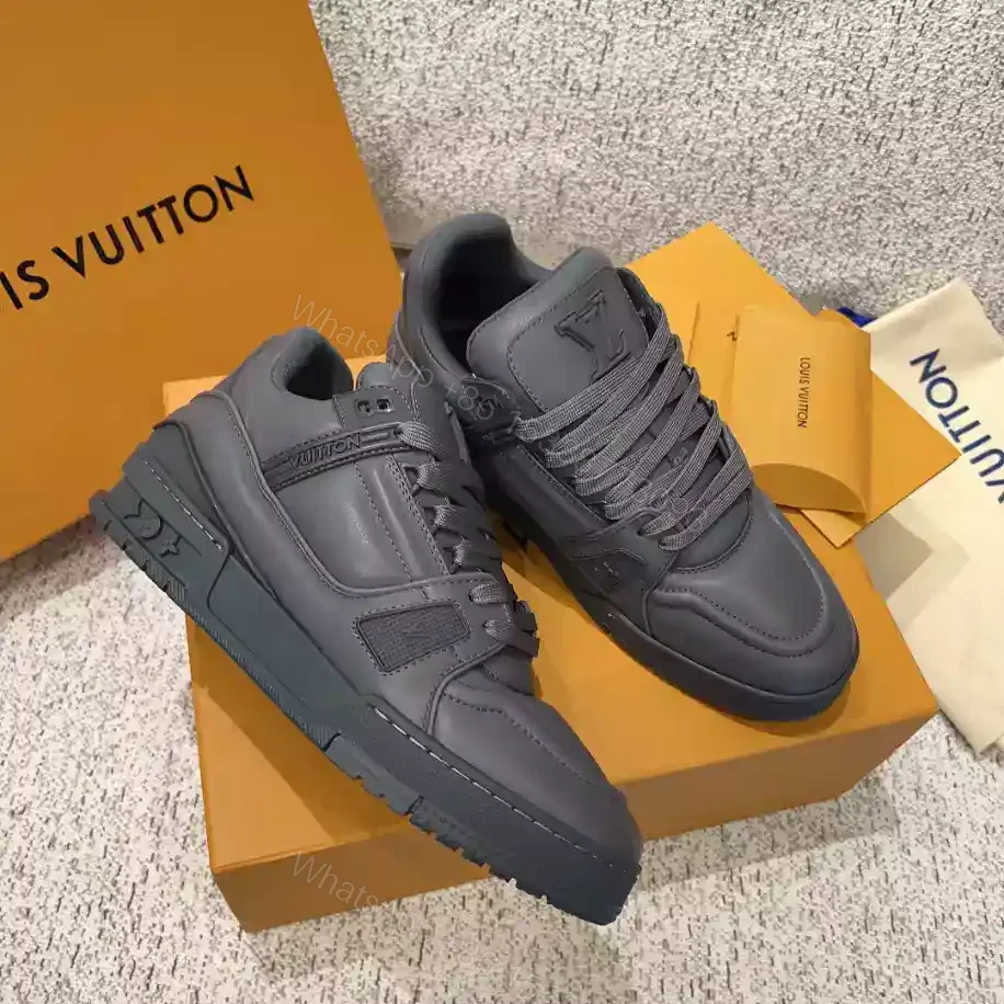 View 2 of LV TRAINER SNEAKER – LSVT425