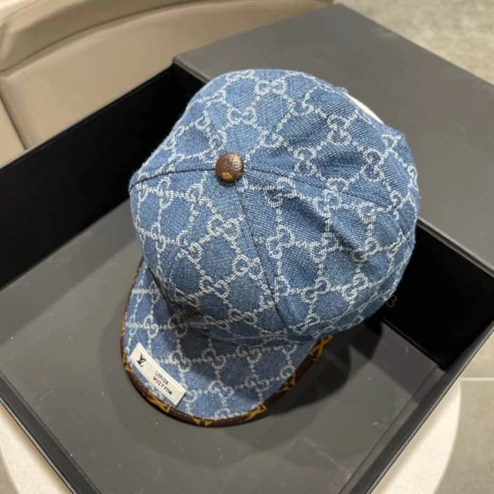 View 5 of Louis Vuitton Cap – LHC03