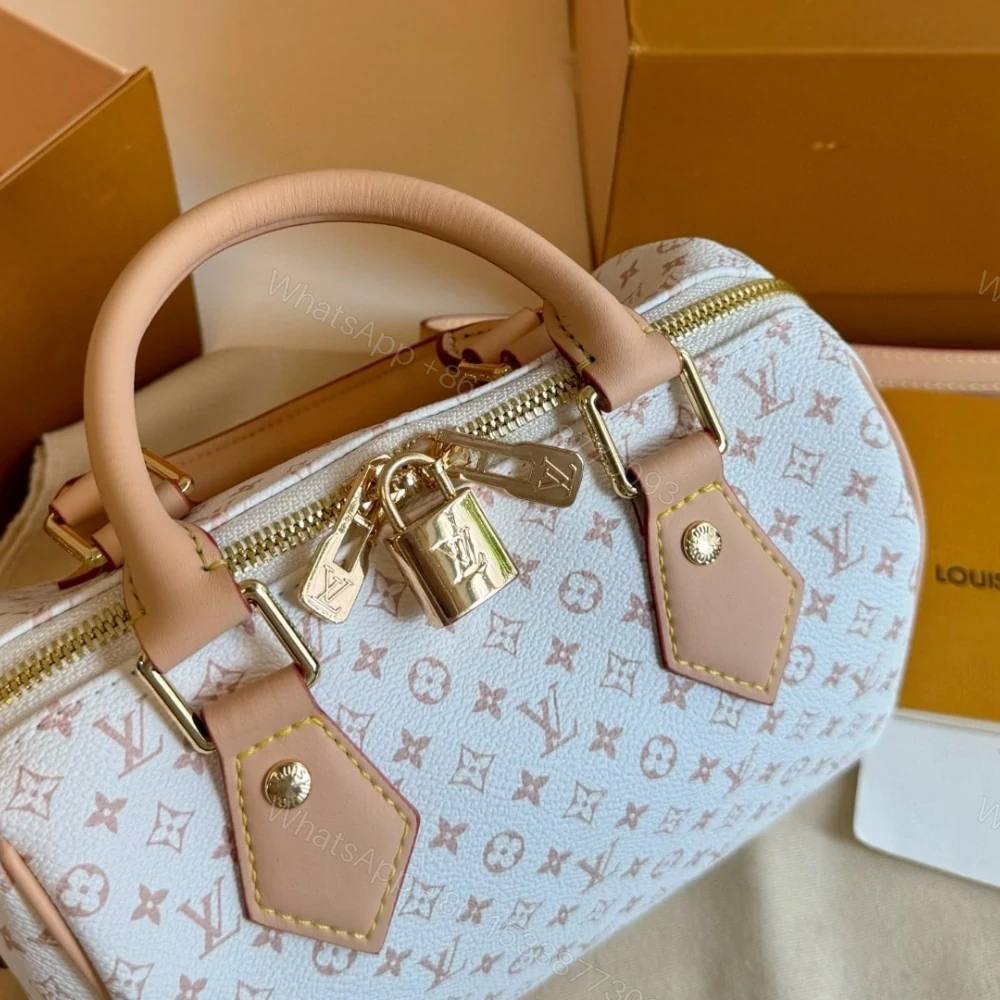 View 4 of Louis Vuitton Speedy Bandoulière 20 Mastic Cream 20Cm M12747
